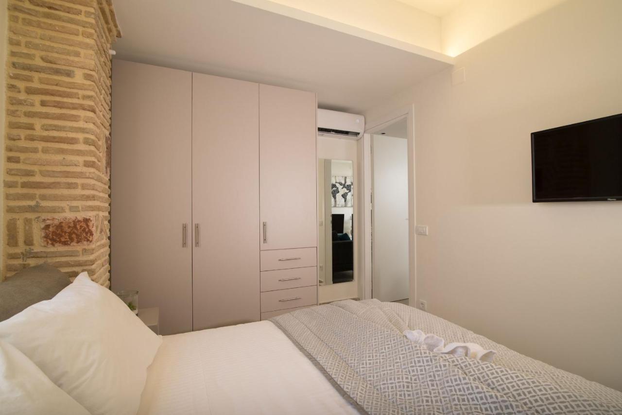 Lodge Modern Apartments, In Kalamaki Centre Room photo