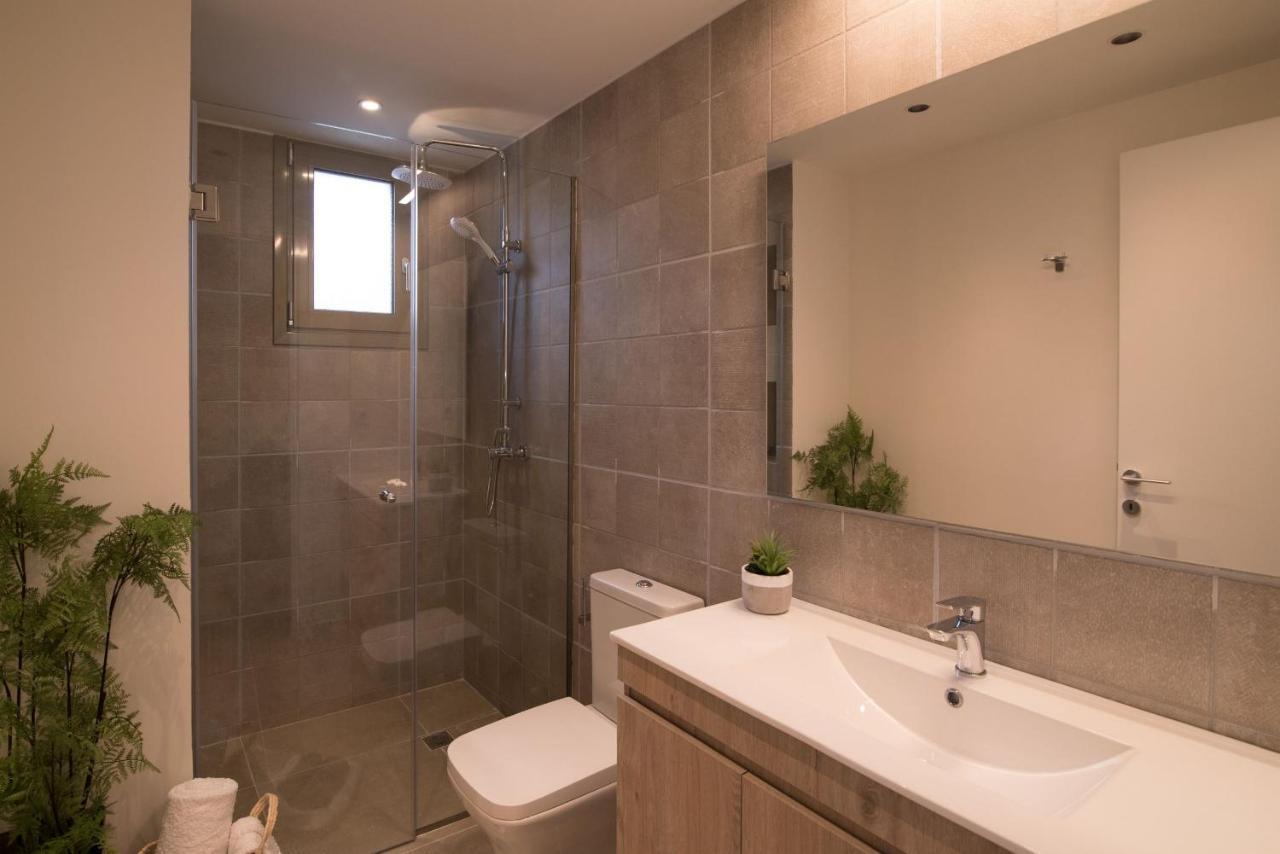 Lodge Modern Apartments, In Kalamaki Centre Room photo