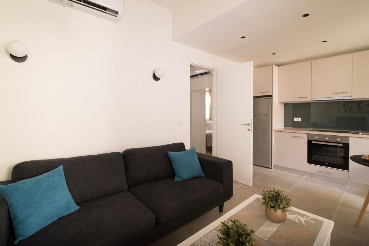 Lodge Modern Apartments, In Kalamaki Centre Room photo